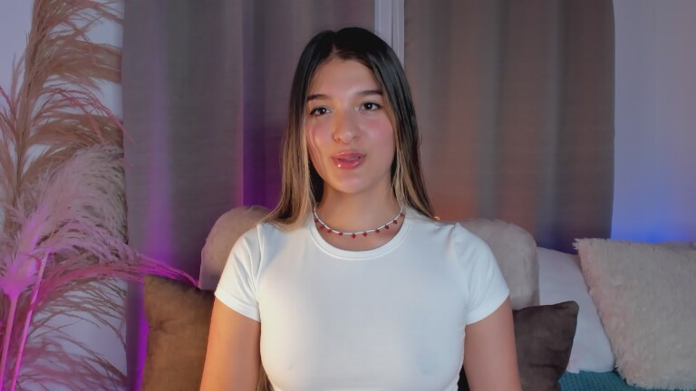 SofiaCrouchss's Streamate show and profile