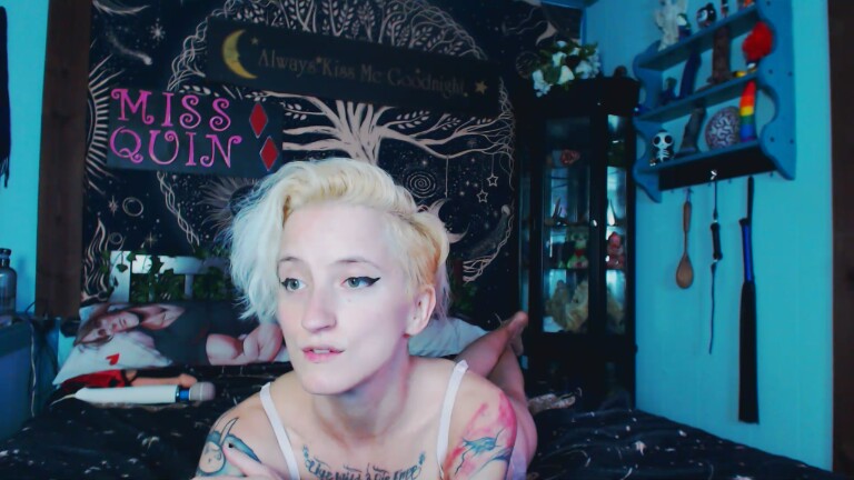 MissQuinCam's Streamate show and profile