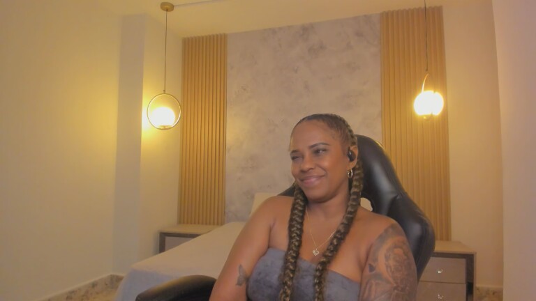 AyanaBrown's Streamate show and profile