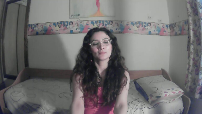 Elena29's Streamate show and profile