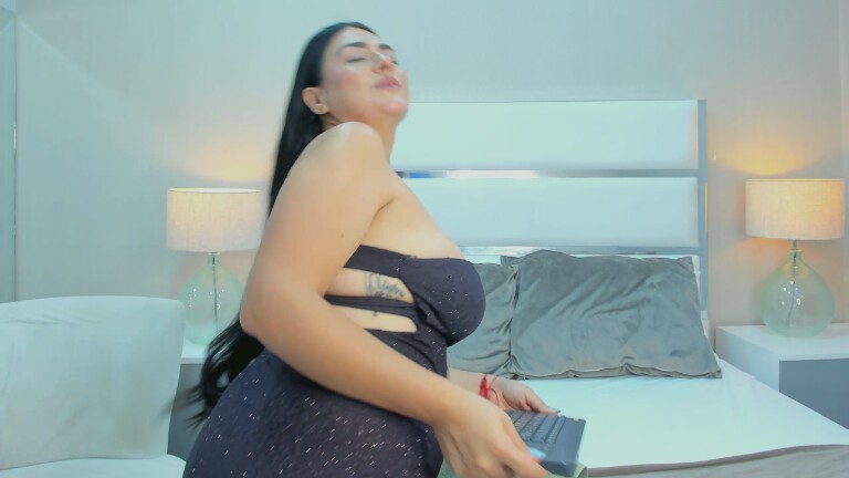 AmaraVillanueva's Streamate show and profile