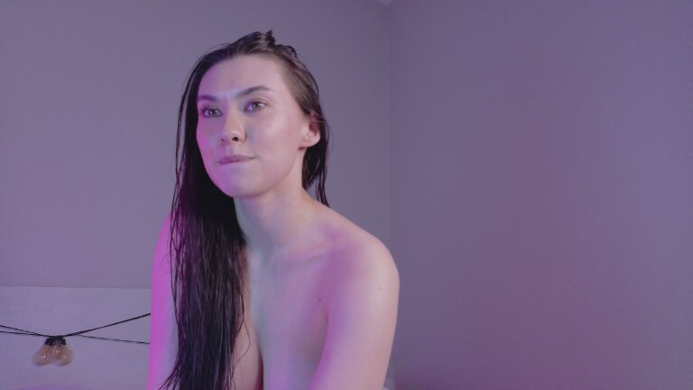 GwenOnline's Streamate show and profile