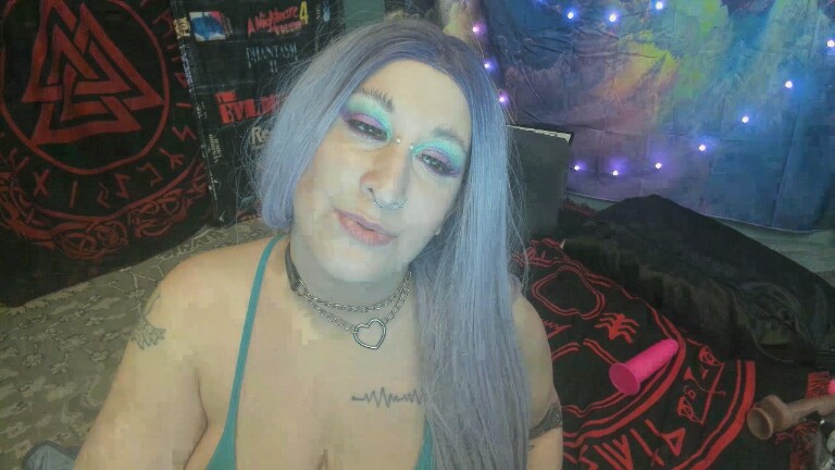 ShaeWednesday's Streamate show and profile