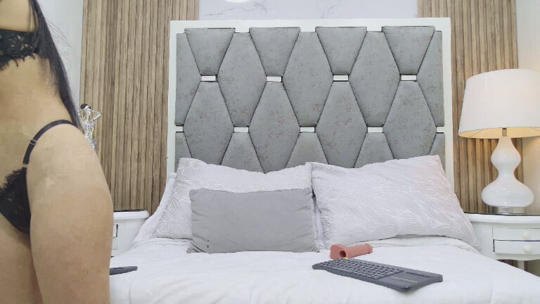 Scarleth_Rose's Streamate show and profile