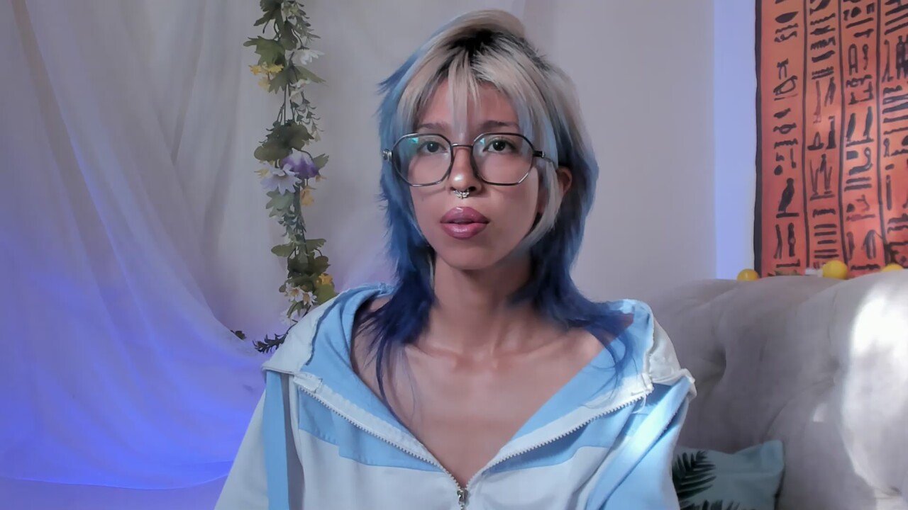 TinaRoberts19
