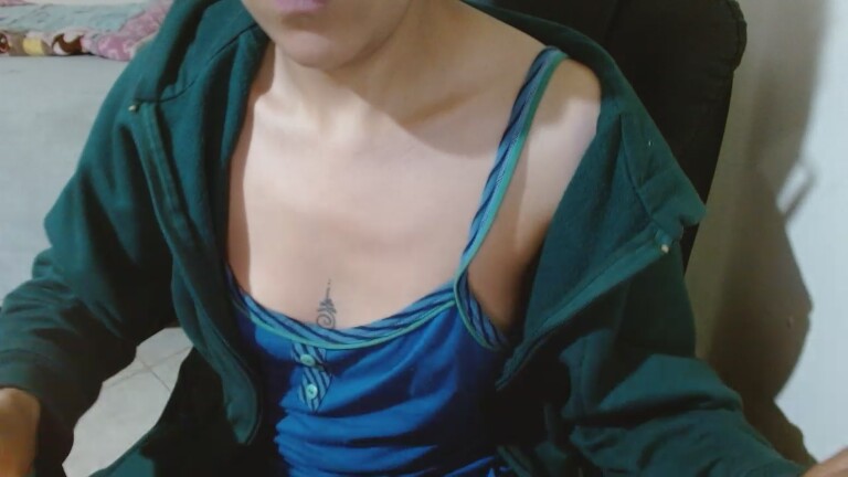 Lolaa888's Streamate show and profile