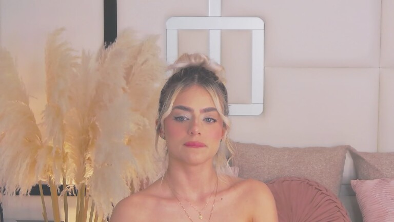 JohanaMiller's Streamate show and profile