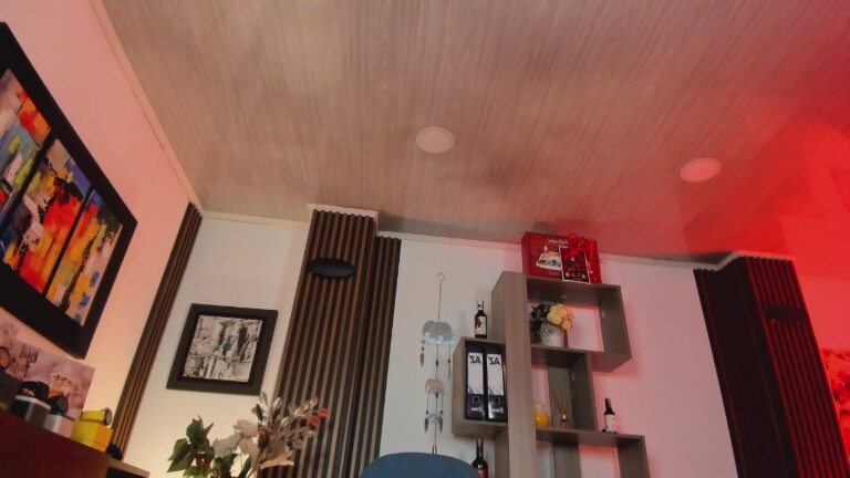 Naiarahh's Streamate show and profile