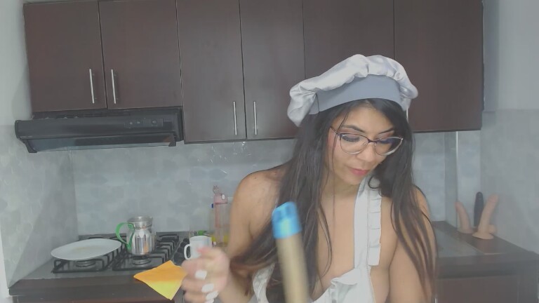 LunaDumont's Streamate show and profile