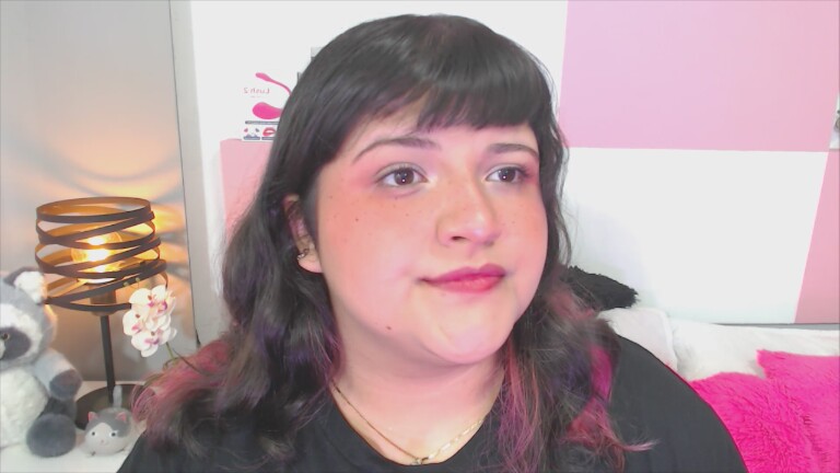 EmmaLush's Streamate show and profile