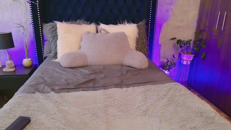 Megatitssss's Streamate show and profile