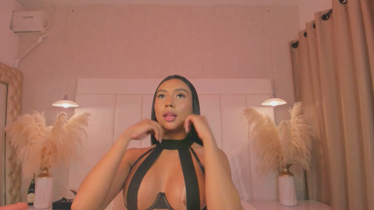 NikoJhon's Streamate show and profile