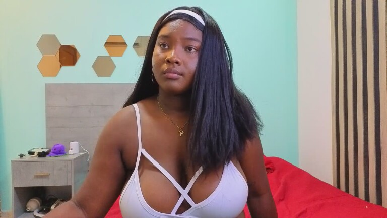 DanielaaGil's Streamate show and profile