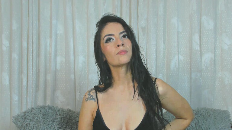 Liziemartin's Streamate show and profile