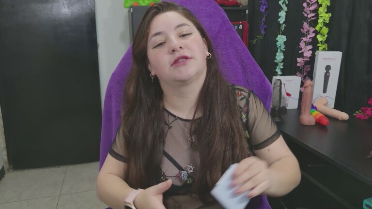 annbronw's Streamate show and profile