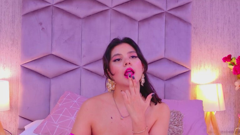 AndreaDum's Streamate show and profile