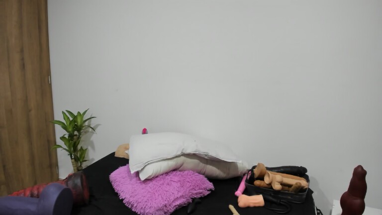 Sweet_X's Streamate show and profile