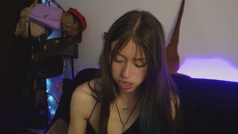 namismith18's Streamate show and profile