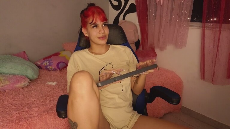 MaddyLovexxx's Streamate show and profile