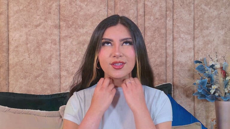 IsaRose's Streamate show and profile