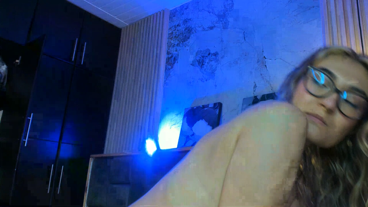 Victoria_Lennoxx
