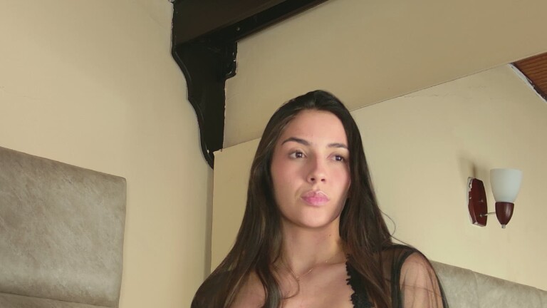 SophiaGadet's Streamate show and profile