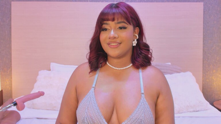 Ninaa_Bunny's Streamate show and profile