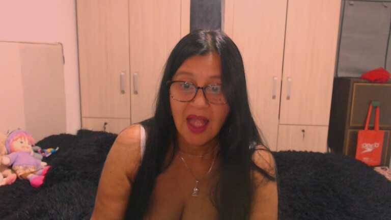 KinkyVioletXX's Streamate show and profile