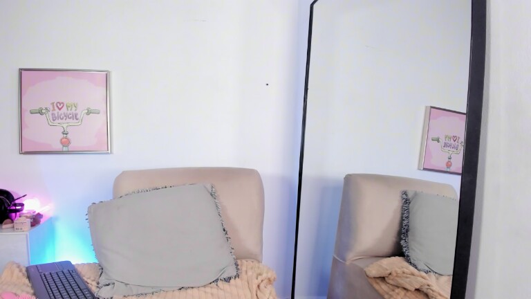 PaulettePetty's Streamate show and profile