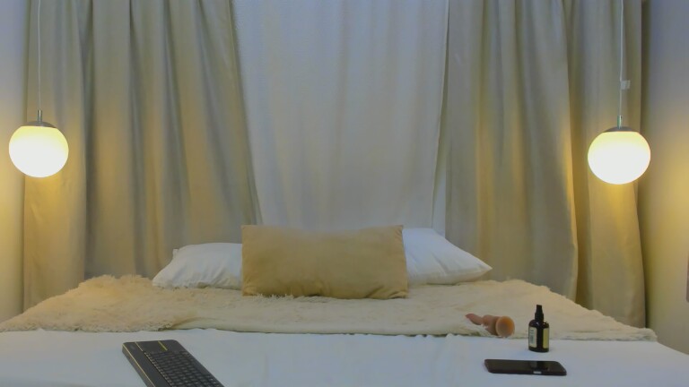 Soffivega's Streamate show and profile