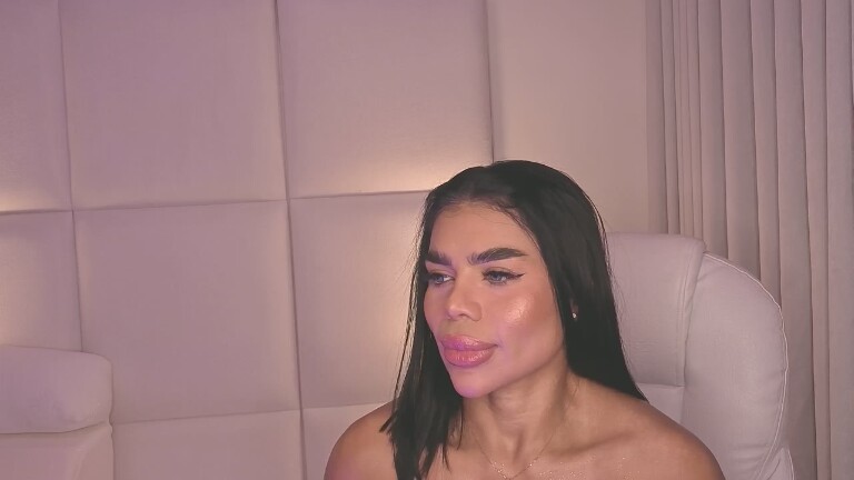 Amylewiss's Streamate show and profile