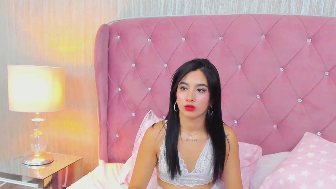 LauraaDoll