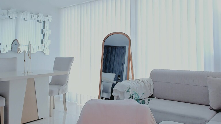 AnnyHoney's Streamate show and profile