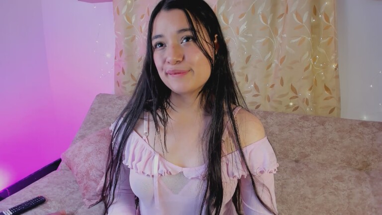 HannyBee's Streamate show and profile