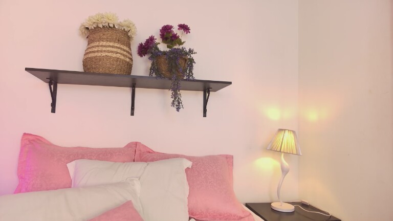 SaraFernandez's Streamate show and profile