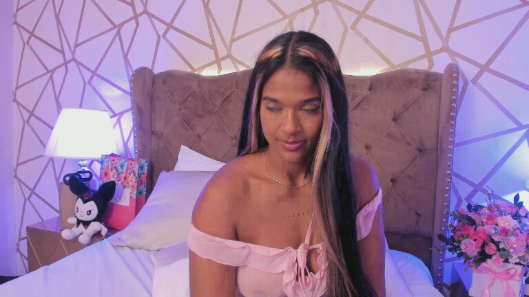 SaschaFit's Streamate show and profile