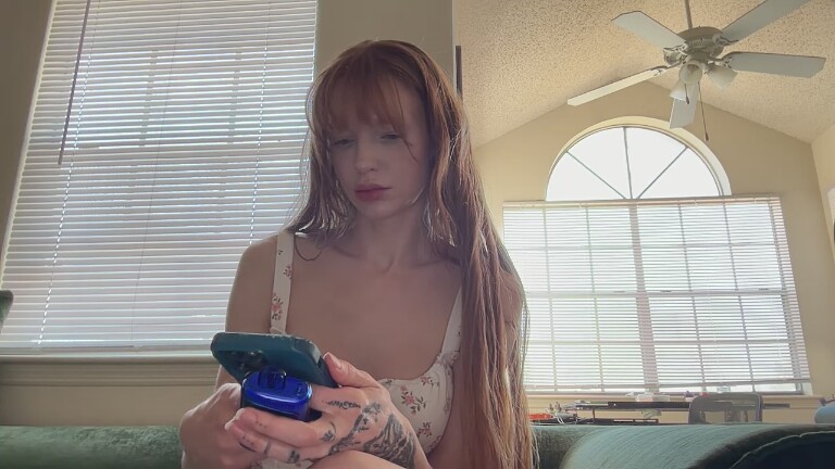 AuroraBlossom's Streamate show and profile