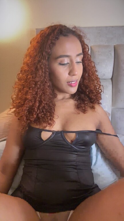 MaiaCox's Streamate show and profile