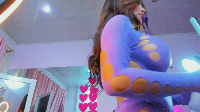 Grace_Jonees's Streamate show and profile