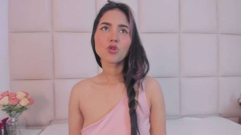 SamanthaLevy's Streamate show and profile