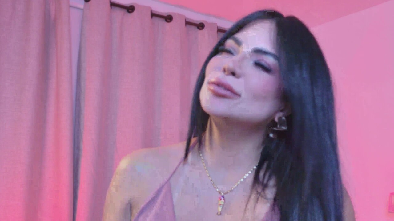 Gema_Hills