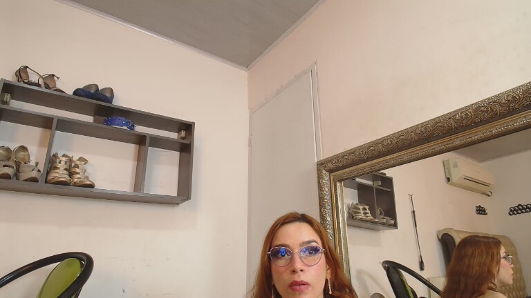 NinaFerreri's Streamate show and profile